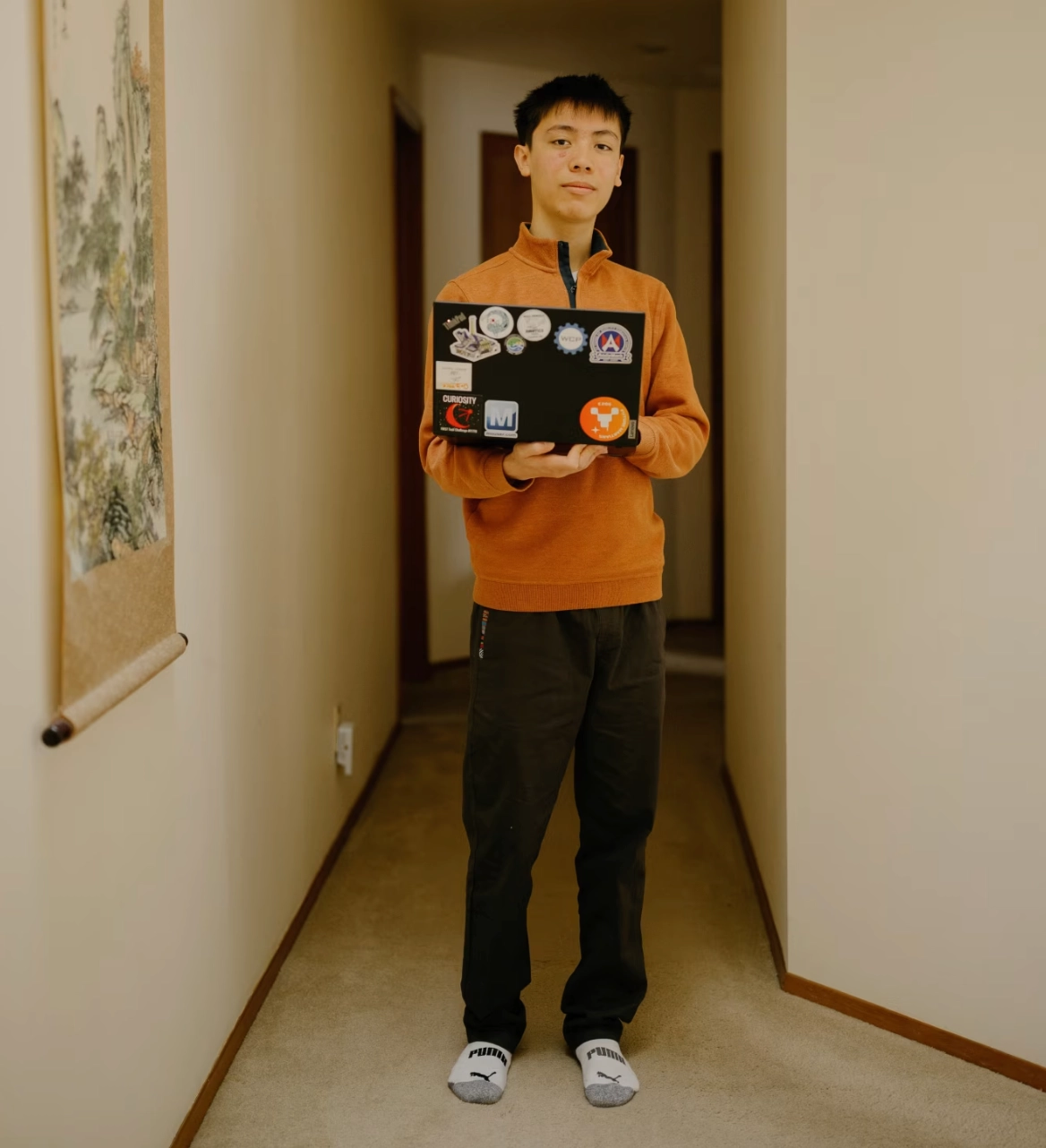 AI 降低创业门槛：15 岁高中生独立创办科技公司