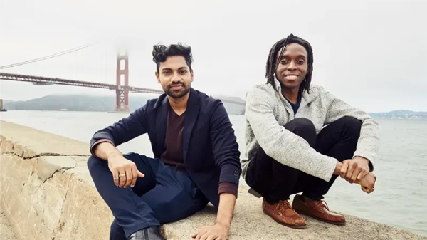 年入千万美元的独角兽 竟靠创始人假扮AI接活起步