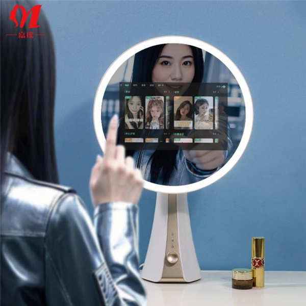 前“最美产品经理”宋紫薇 创业AI硬件首款产品曝光