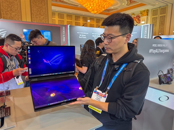 双屏5090来了！聊聊我在CES 2026看到的那些PC圈疯子产品