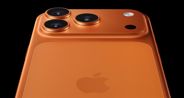 苹果新一代Siri脱胎换骨：明年见