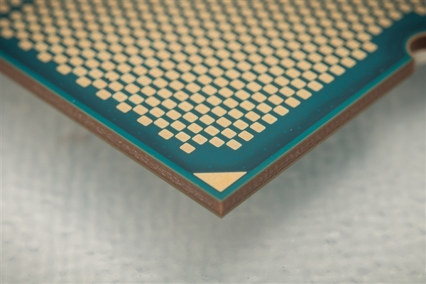 AMD Zen6架构10年来大改：仅增加5mm2就提升50%核心、缓存