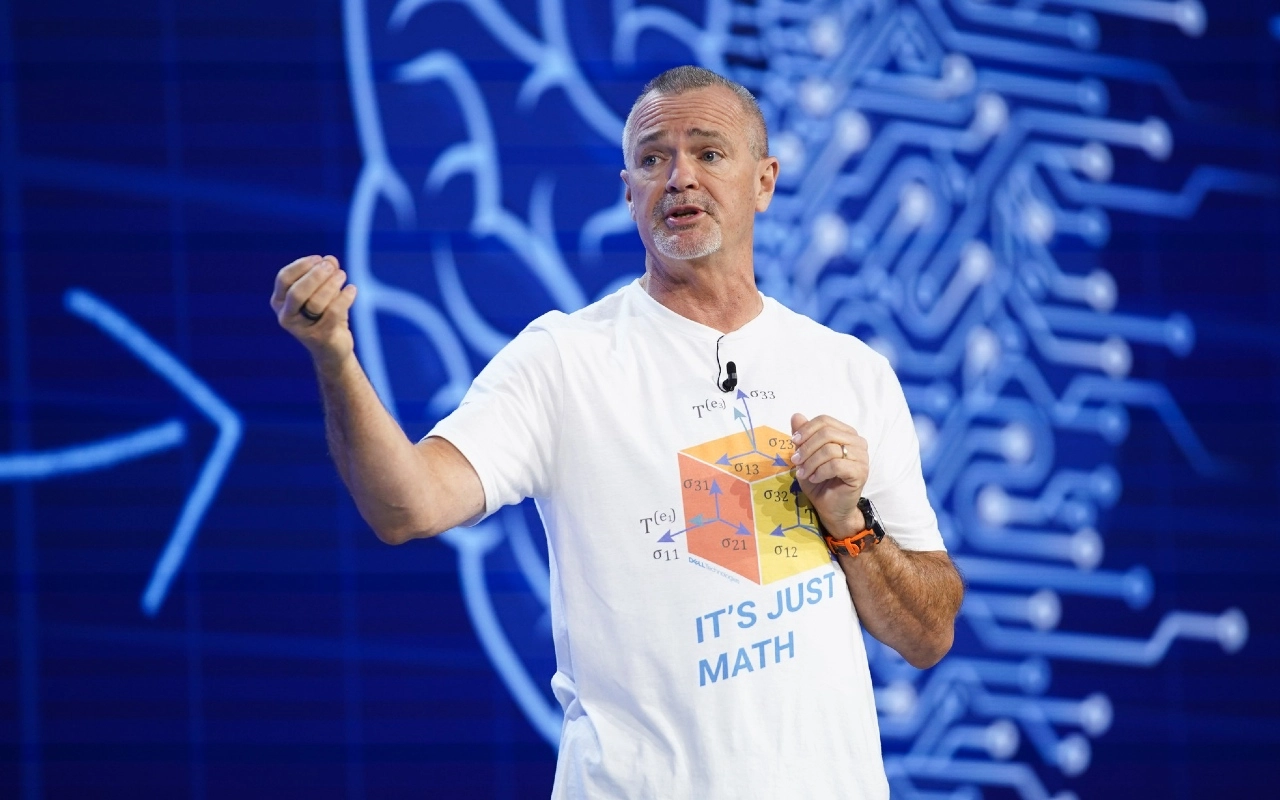 戴尔推动成立以来“规模最大转型”：以简化、自动化工作流程迎战 AI 时代