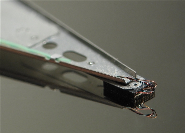 HDD机械硬盘价格一路涨：40TB SMR明年杀到 100TB得靠HDMR