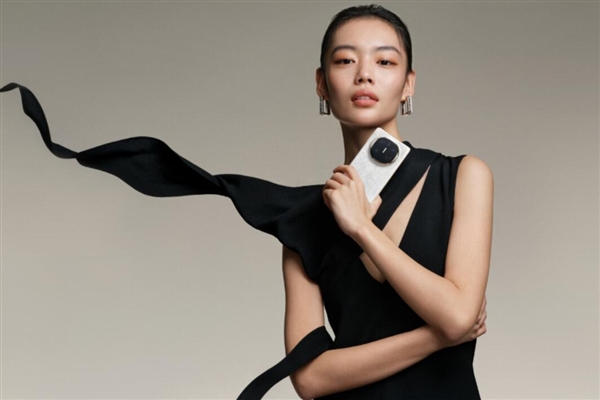 华为Mate X7将首发定制20GB超大内存：本月见